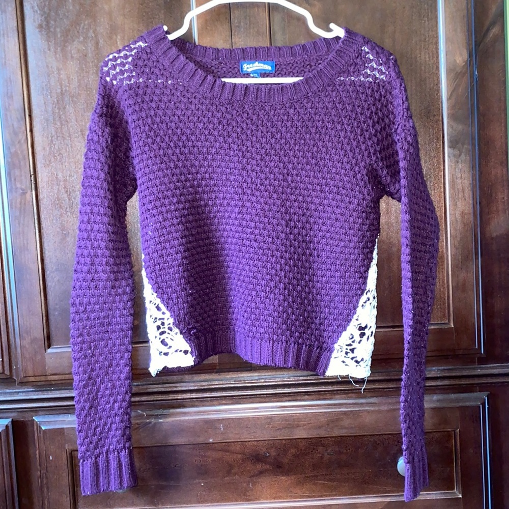Freshman Extra Small Woman’s Sweater